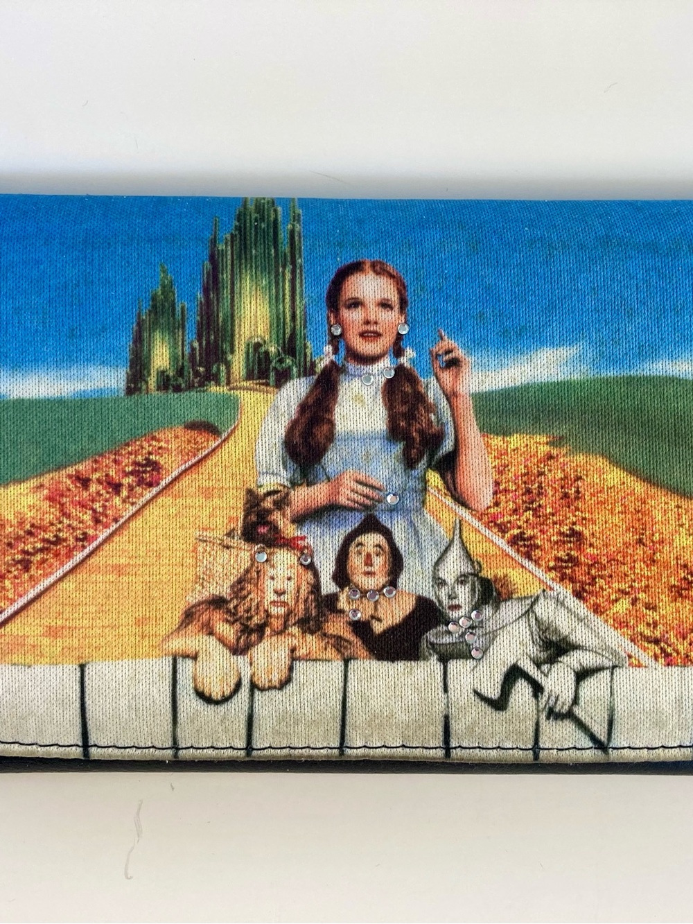 NWOT Wizard of Oz Dorothy tin man trifold wallet clutch w rhinestone accents